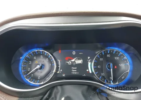 2017 Chrysler Pacifica Limited z USA, uszkodzony, nr VIN 2C4RC1GG7HR513481